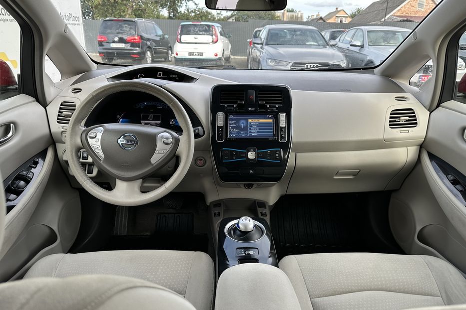 Продам Nissan Leaf 24 kw 2012 года в Луцке
