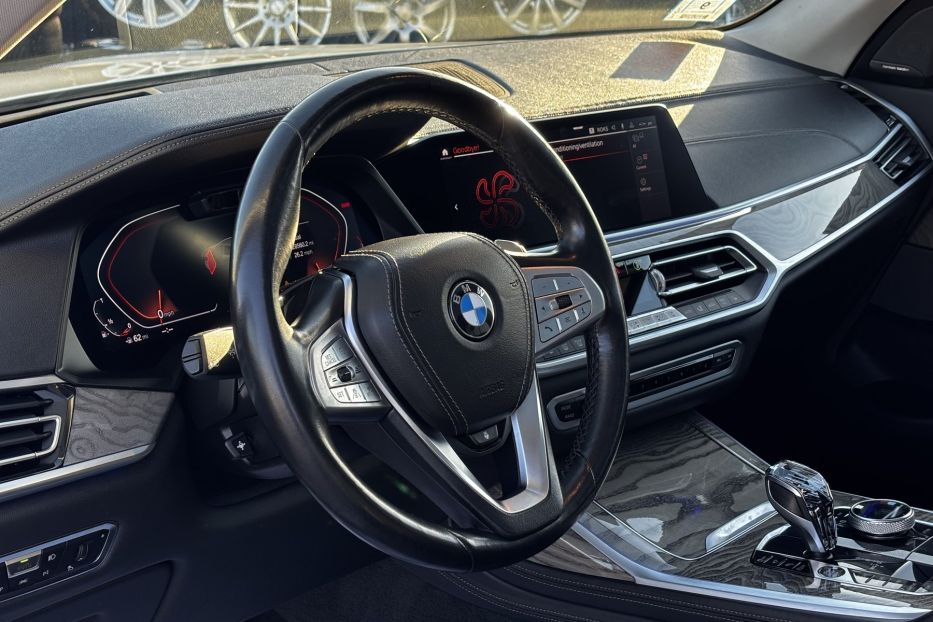 Продам BMW X7 Xdrive40I авто у Львові 2019 року у Львові