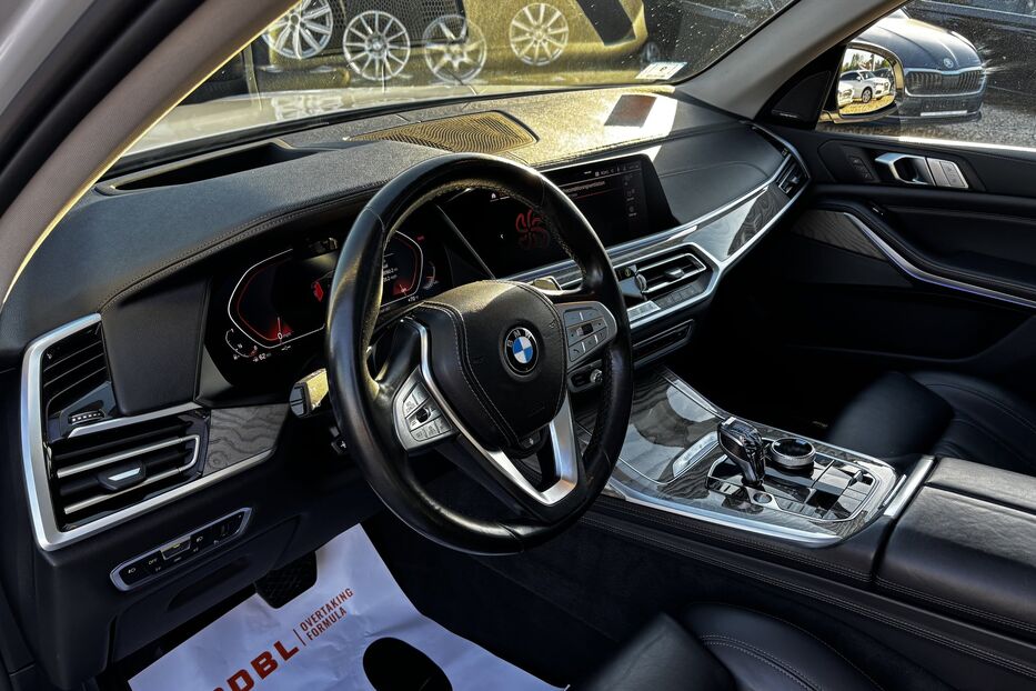 Продам BMW X7 Xdrive40I авто у Львові 2019 року у Львові