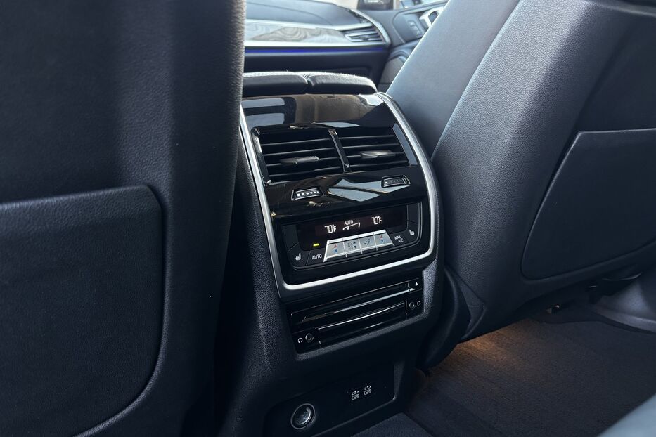 Продам BMW X7 Xdrive40I авто у Львові 2019 року у Львові