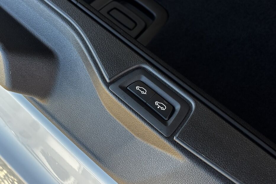 Продам BMW X7 Xdrive40I авто у Львові 2019 року у Львові