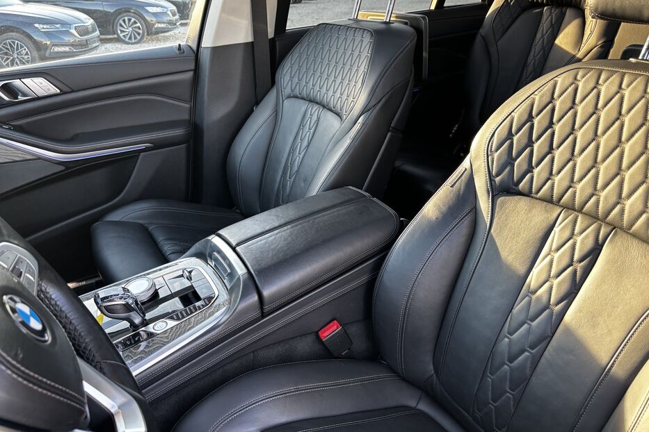 Продам BMW X7 Xdrive40I авто у Львові 2019 року у Львові