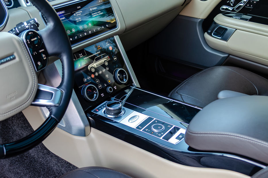 Продам Land Rover Range Rover HSE 5.0 Supercharger 2020 года в Киеве