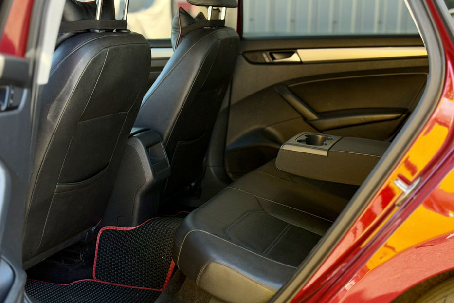 Продам Volkswagen Passat B7 NMS  2015 года в Киеве