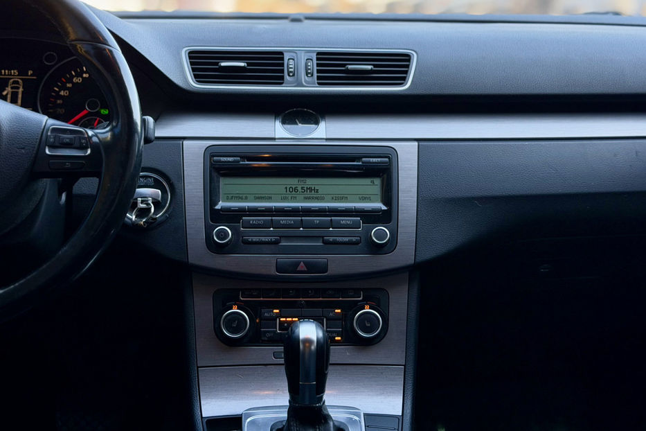 Продам Volkswagen Passat B7 2011 года в Киеве