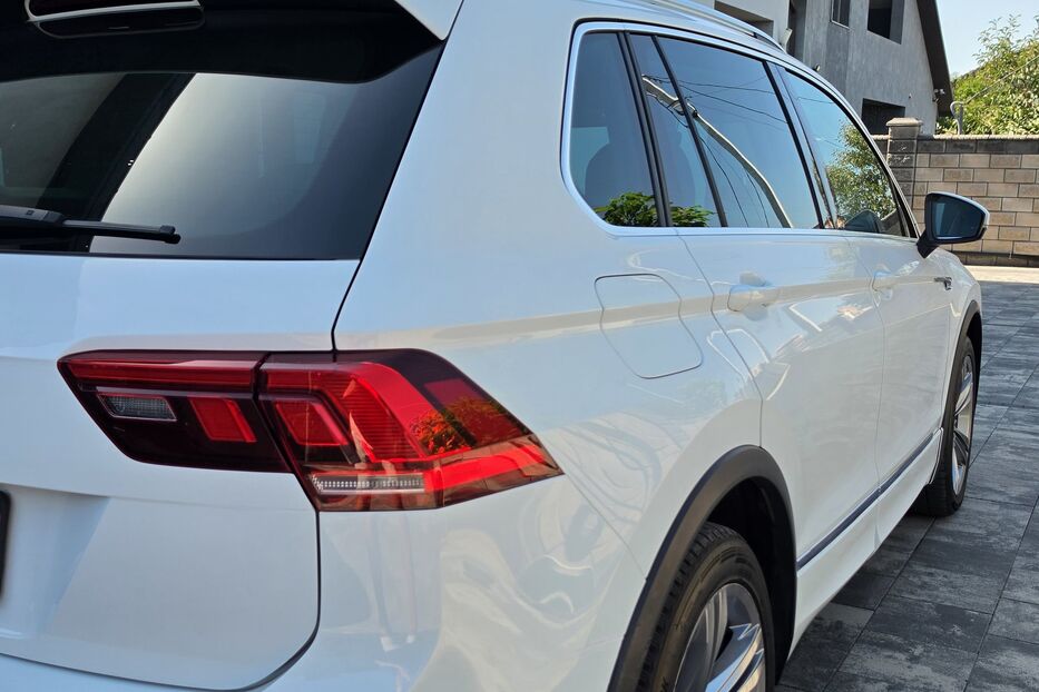 Продам Volkswagen Tiguan R-Line Comfortline v3233 2020 року у Луцьку