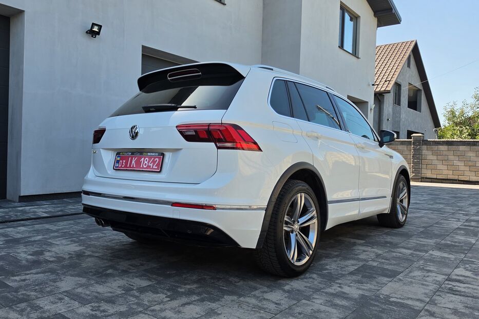 Продам Volkswagen Tiguan R-Line Comfortline v3233 2020 року у Луцьку