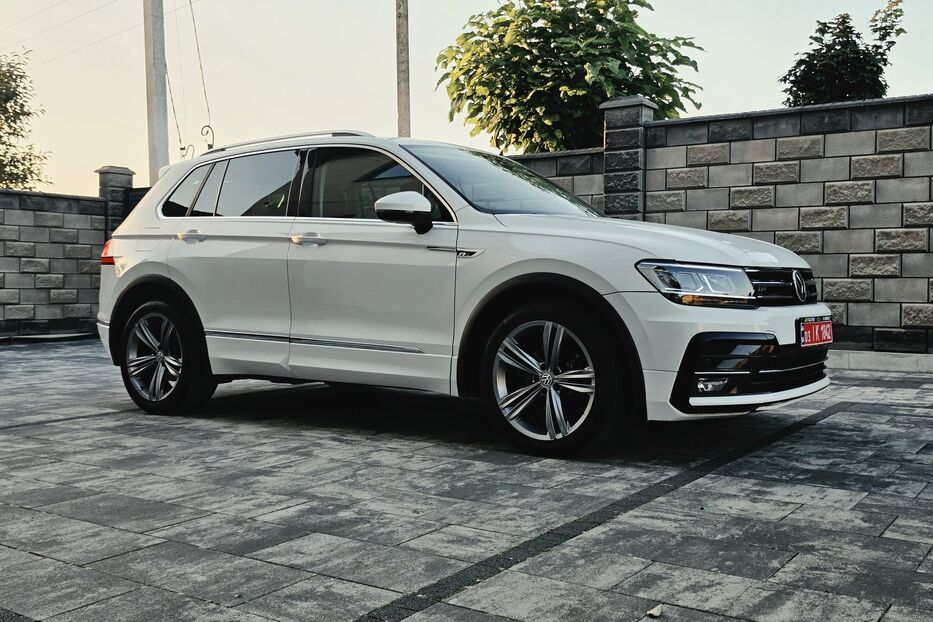 Продам Volkswagen Tiguan R-Line Comfortline v3233 2020 року у Луцьку