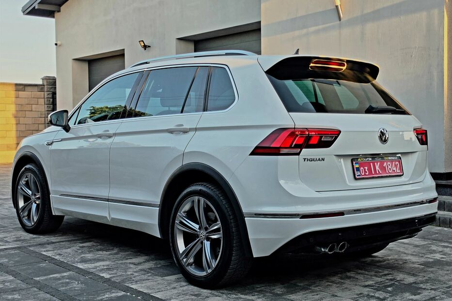 Продам Volkswagen Tiguan R-Line Comfortline v3233 2020 року у Луцьку