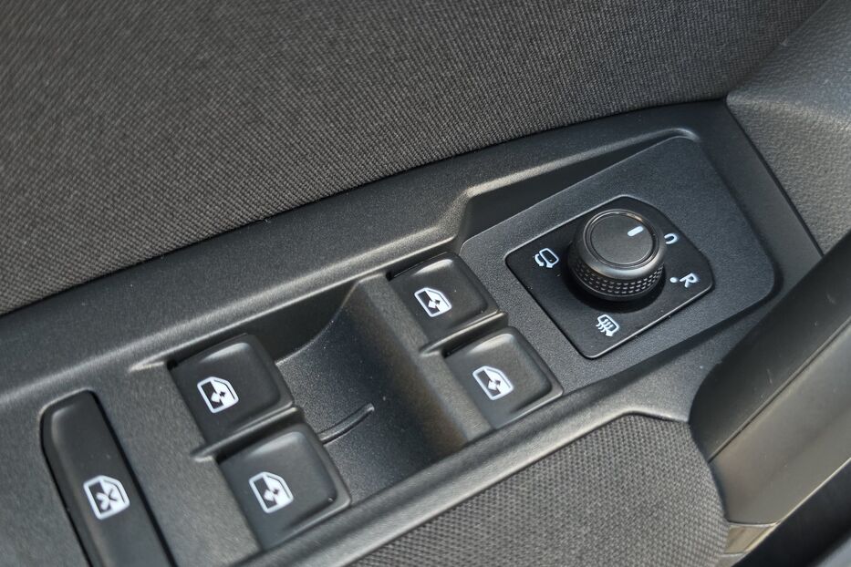 Продам Volkswagen Tiguan R-Line Comfortline v3233 2020 року у Луцьку
