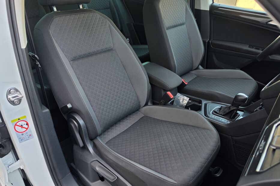 Продам Volkswagen Tiguan R-Line Comfortline v3233 2020 року у Луцьку