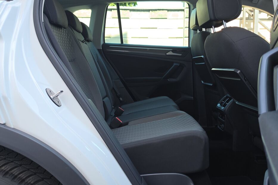 Продам Volkswagen Tiguan R-Line Comfortline v3233 2020 року у Луцьку