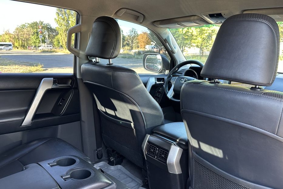 Продам Toyota Land Cruiser Prado Офіційна  2012 года в Николаеве