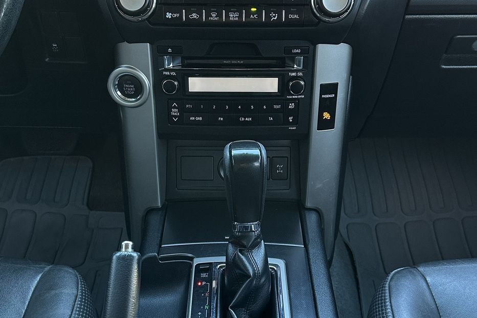 Продам Toyota Land Cruiser Prado Офіційна  2012 года в Николаеве