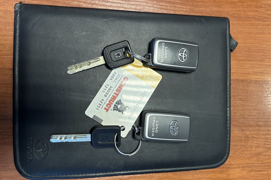 Продам Toyota Land Cruiser Prado Офіційна  2012 года в Николаеве