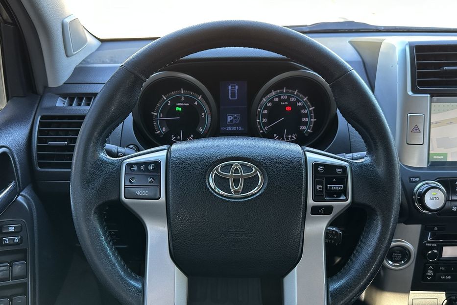 Продам Toyota Land Cruiser Prado Офіційна  2012 года в Николаеве