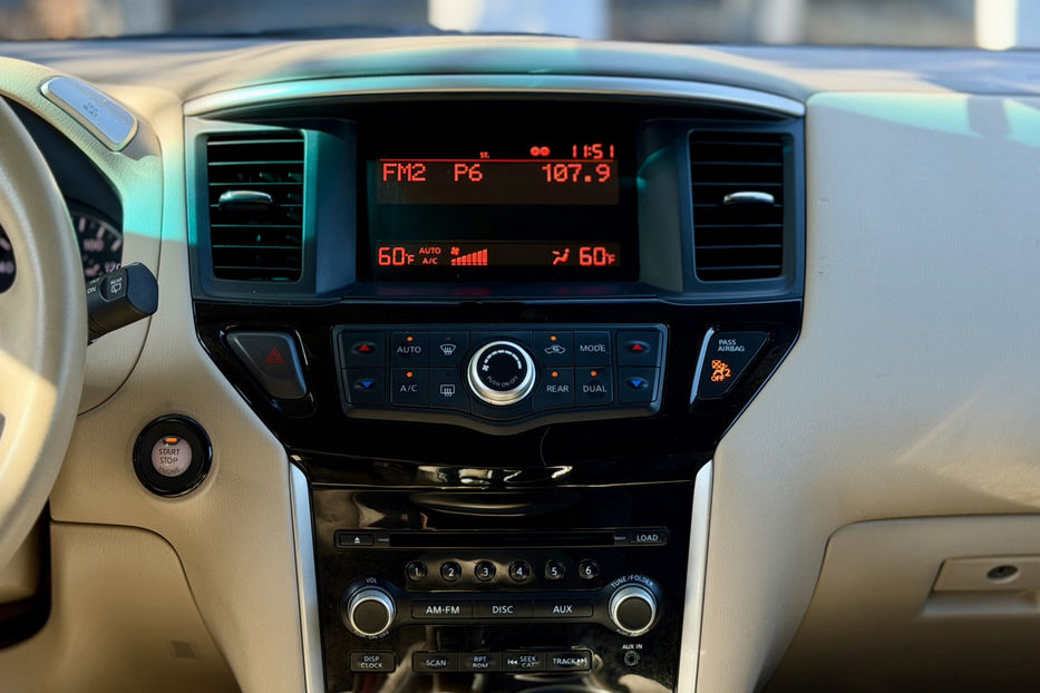 Продам Nissan Pathfinder 3.5 CVT (260 к.с.) 4WD  2013 года в Киеве