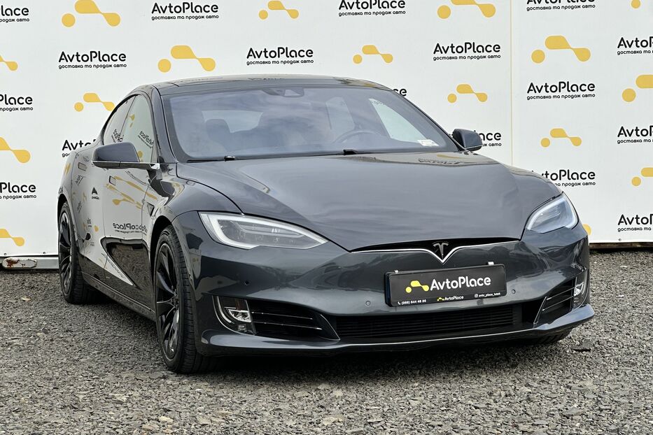 Продам Tesla Model S P90 2016 року у Луцьку