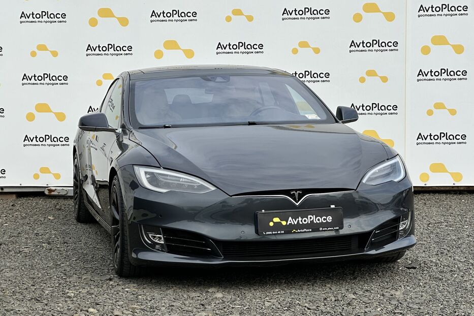 Продам Tesla Model S P90 2016 року у Луцьку