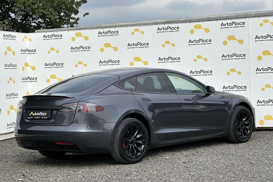 Продам Tesla Model S P90 2016 року у Луцьку