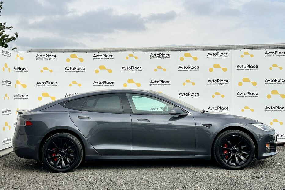 Продам Tesla Model S P90 2016 року у Луцьку