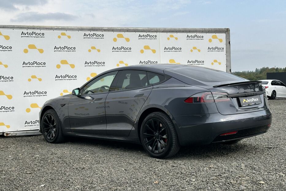 Продам Tesla Model S P90 2016 року у Луцьку