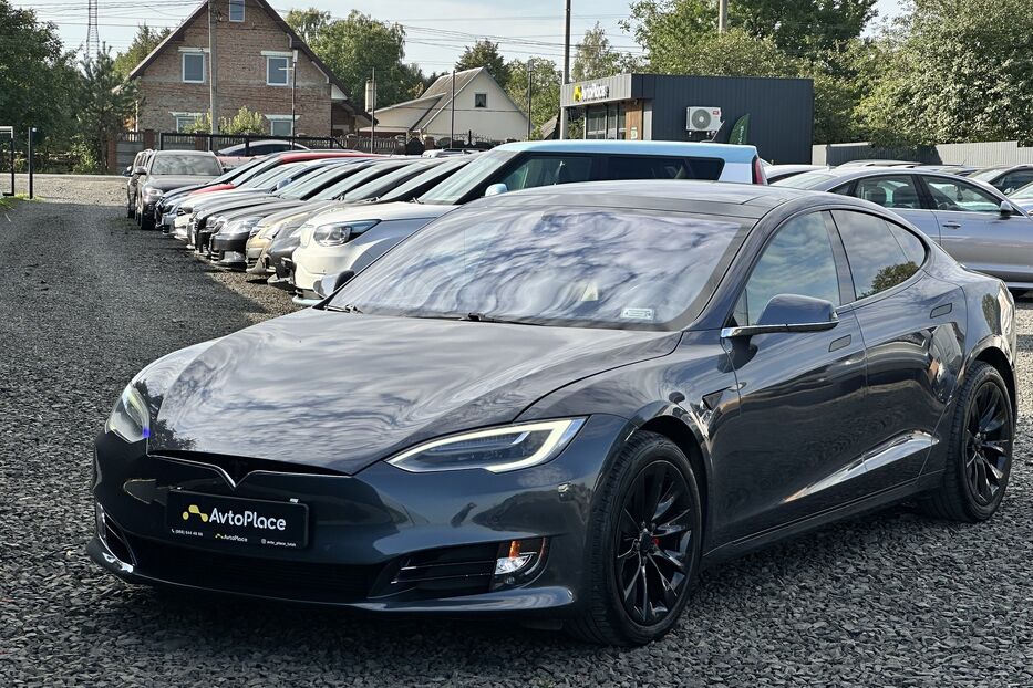 Продам Tesla Model S P90 2016 року у Луцьку
