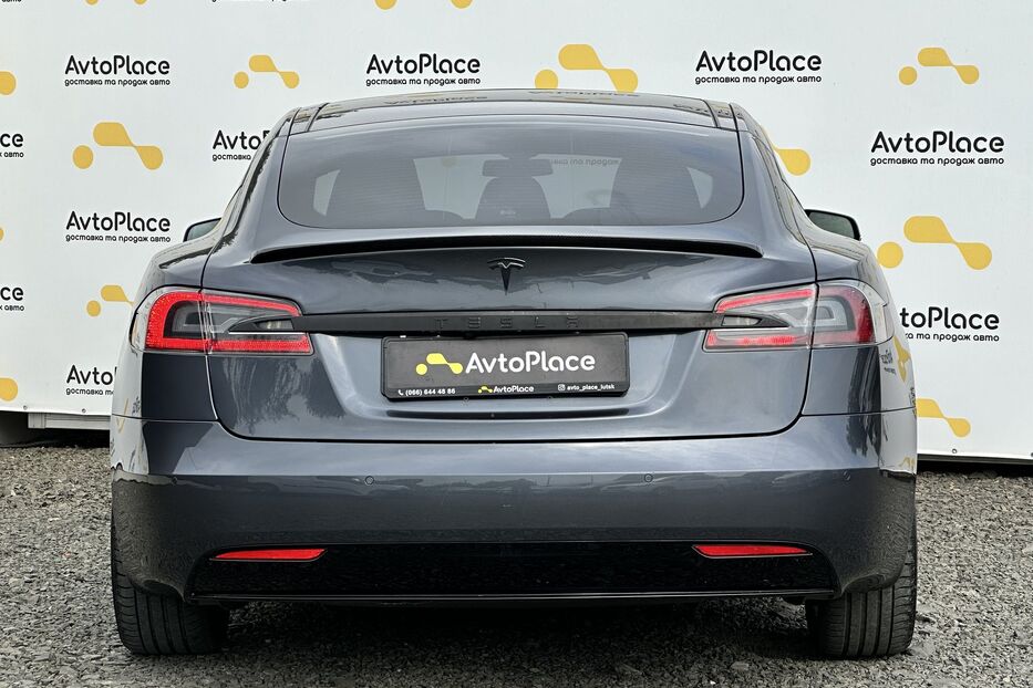 Продам Tesla Model S P90 2016 року у Луцьку