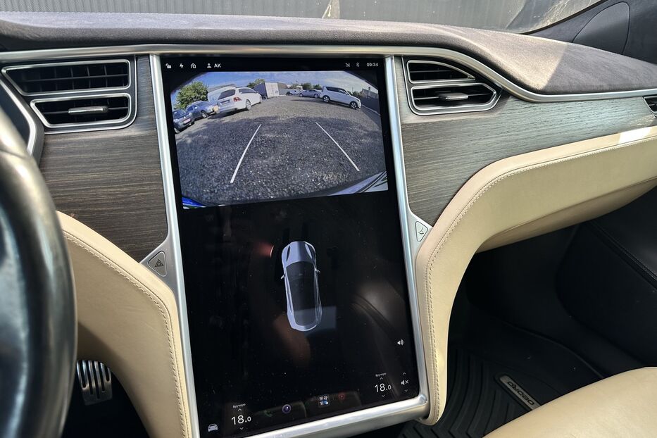 Продам Tesla Model S P90 2016 року у Луцьку