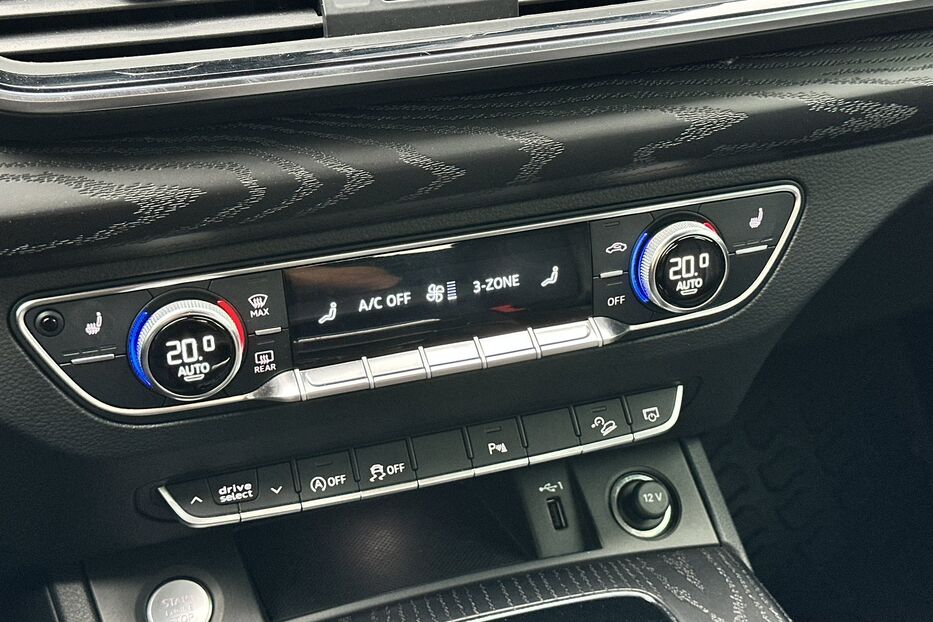 Продам Audi Q5 Premium 2020 року у Луцьку