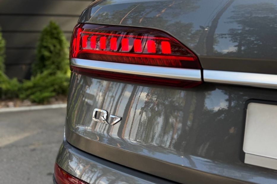 Продам Audi Q7 PREMIUM 2020 года в Киеве