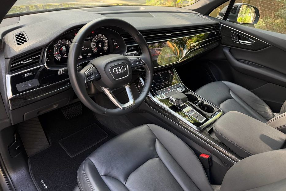 Продам Audi Q7 PREMIUM 2020 года в Киеве