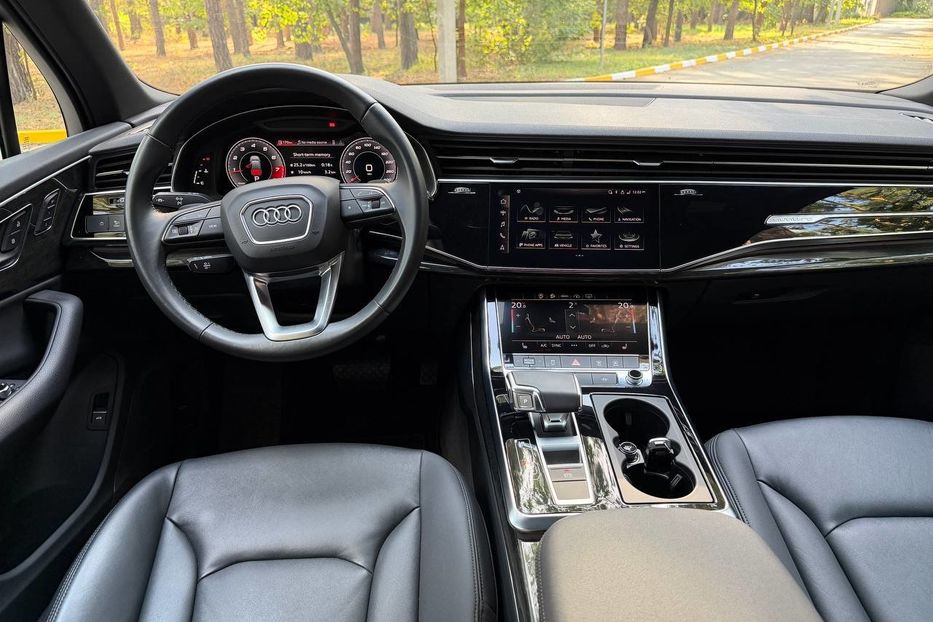Продам Audi Q7 PREMIUM 2020 года в Киеве