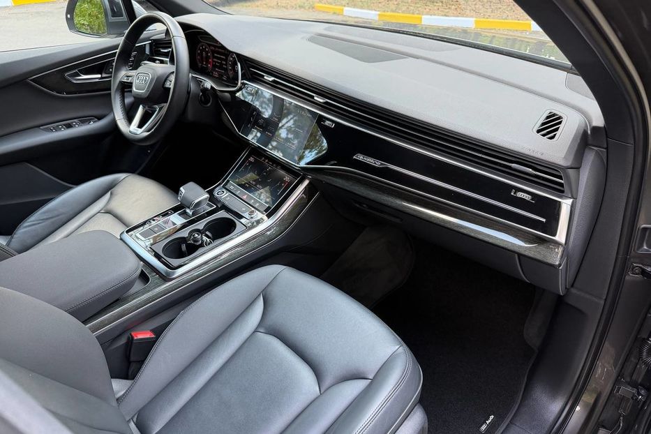 Продам Audi Q7 PREMIUM 2020 года в Киеве