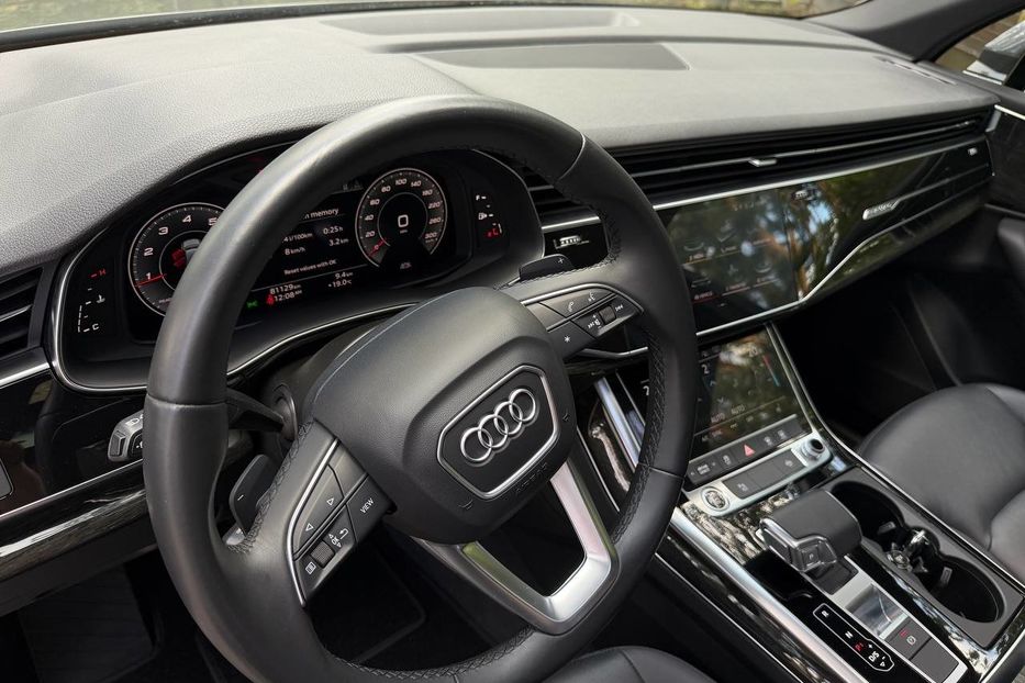 Продам Audi Q7 PREMIUM 2020 года в Киеве