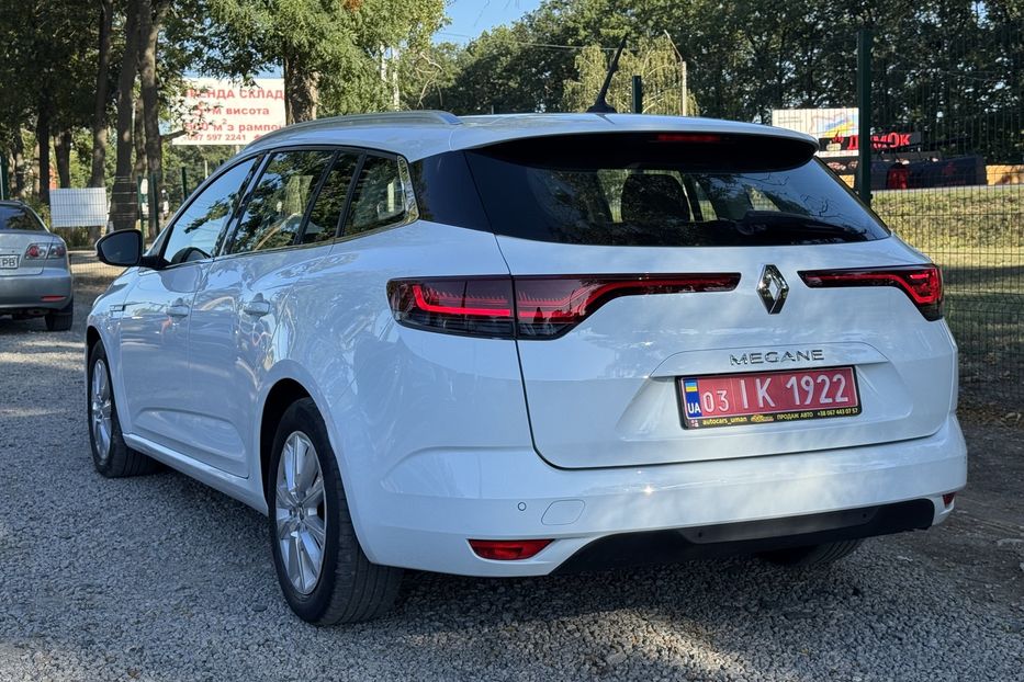 Продам Renault Megane IV FL COMIS 2021 года в г. Умань, Черкасская область