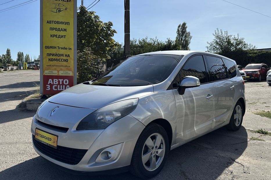 Продам Renault Grand Scenic 1,5 dCI 2011 года в Николаеве