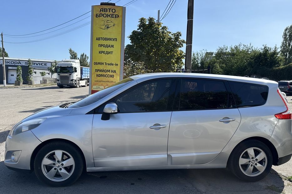 Продам Renault Grand Scenic 1,5 dCI 2011 года в Николаеве