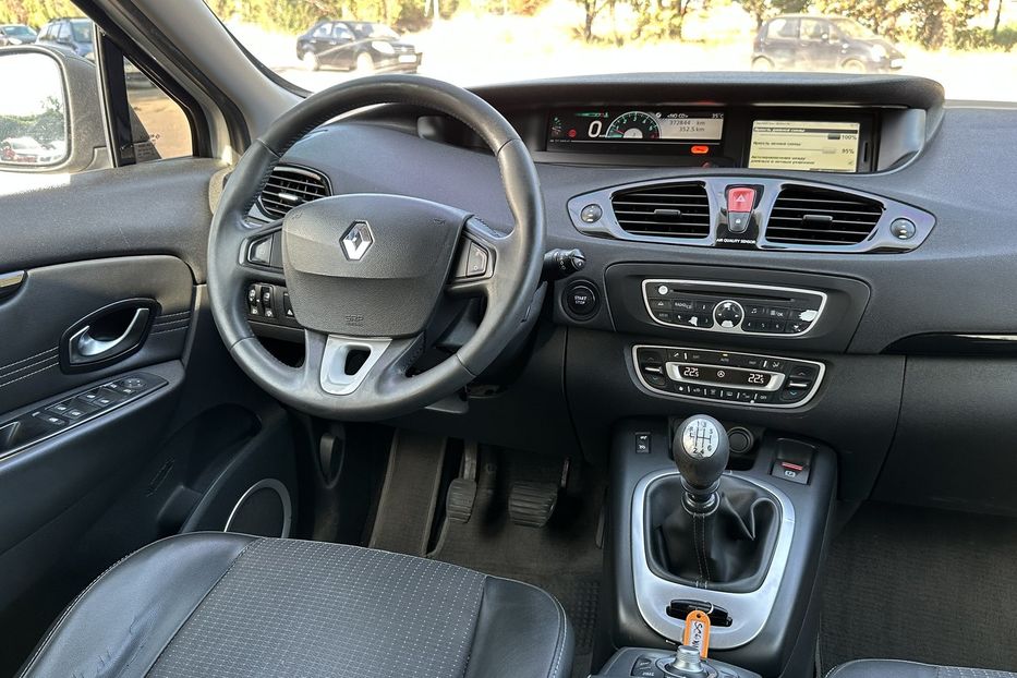 Продам Renault Grand Scenic 1,5 dCI 2011 года в Николаеве