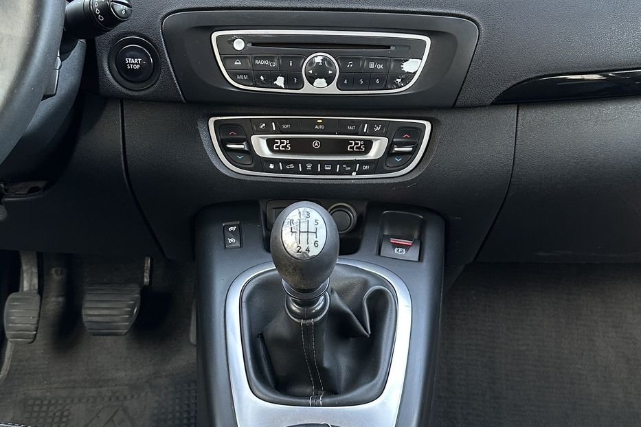 Продам Renault Grand Scenic 1,5 dCI 2011 года в Николаеве