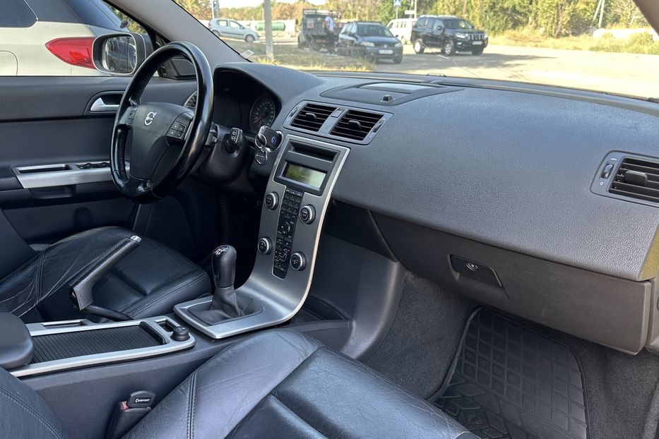 Продам Volvo V50 TDI Full 2008 года в Николаеве