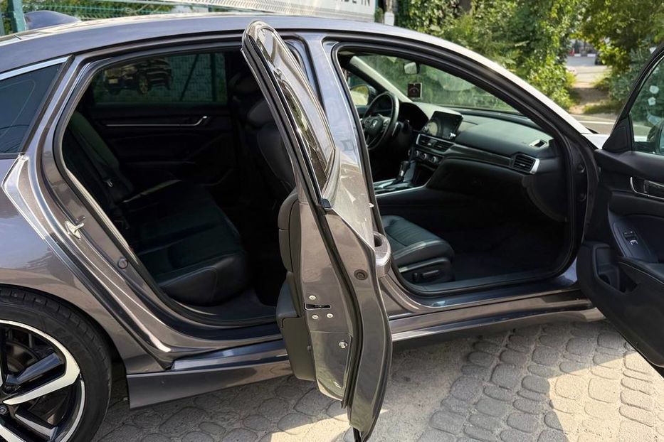 Продам Honda Accord 2018 года в Днепре