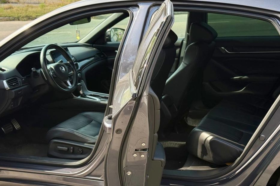 Продам Honda Accord 2018 года в Днепре
