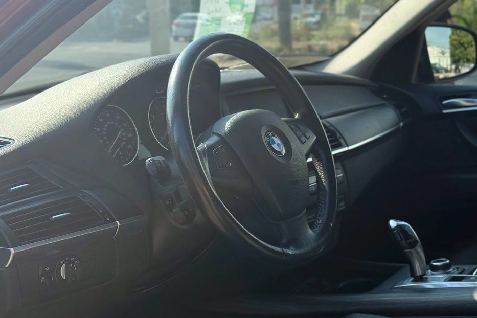 Продам BMW X5 2013 года в Днепре