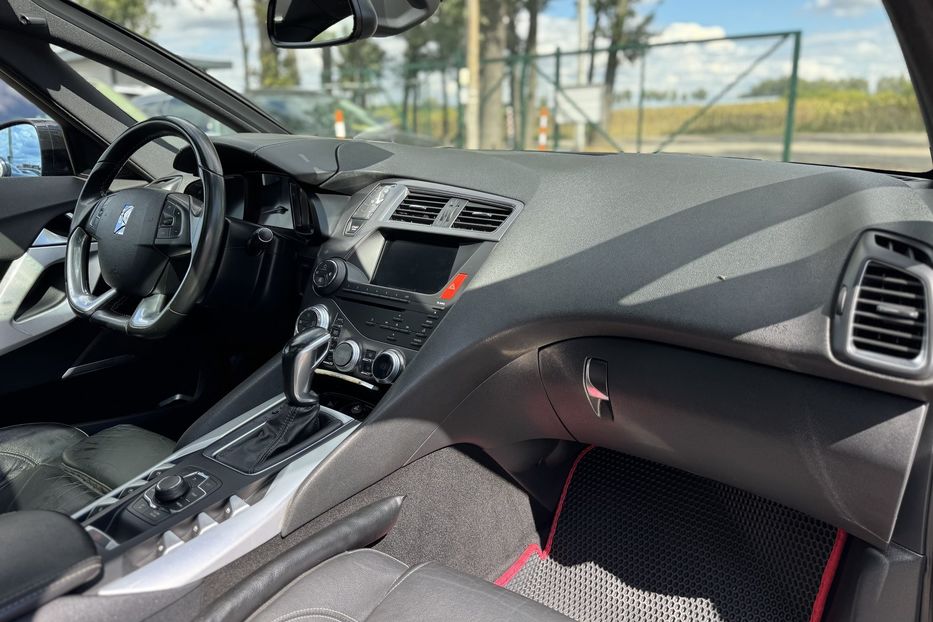 Продам Citroen DS5 COMIS  2013 года в г. Умань, Черкасская область