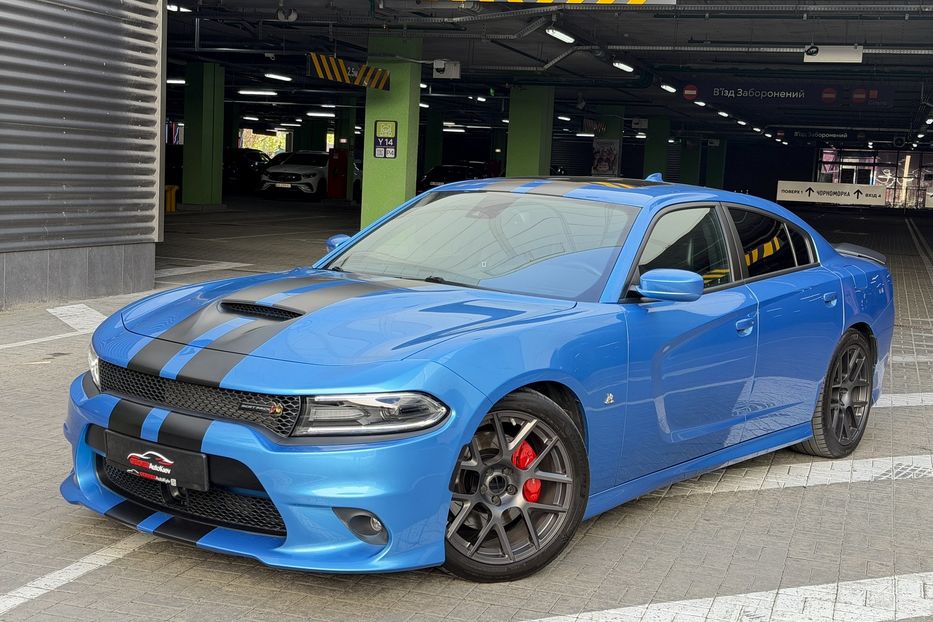 Продам Dodge Charger Scat Pack 392 Hemi AT 2015 года в Киеве