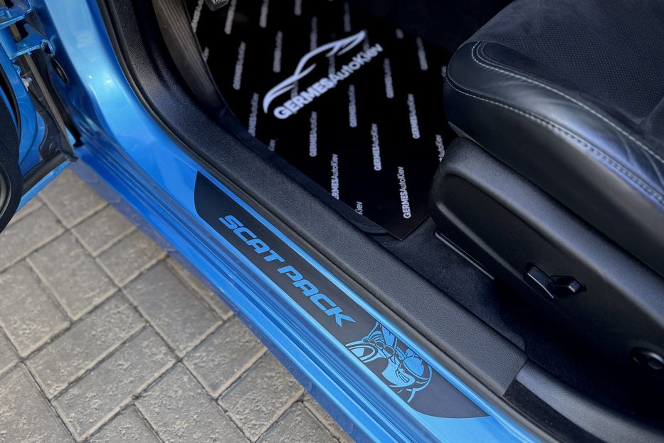 Продам Dodge Charger Scat Pack 392 Hemi AT 2015 года в Киеве