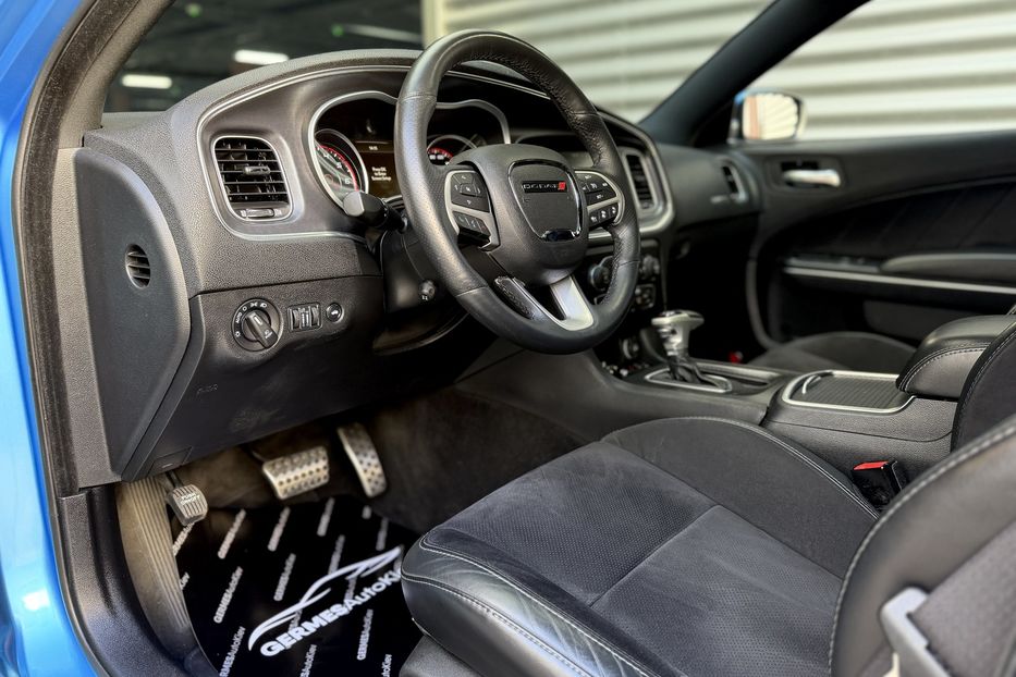 Продам Dodge Charger Scat Pack 392 Hemi AT 2015 года в Киеве