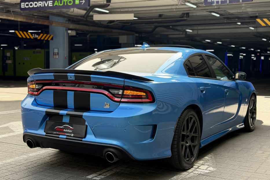 Продам Dodge Charger Scat Pack 392 Hemi AT 2015 года в Киеве