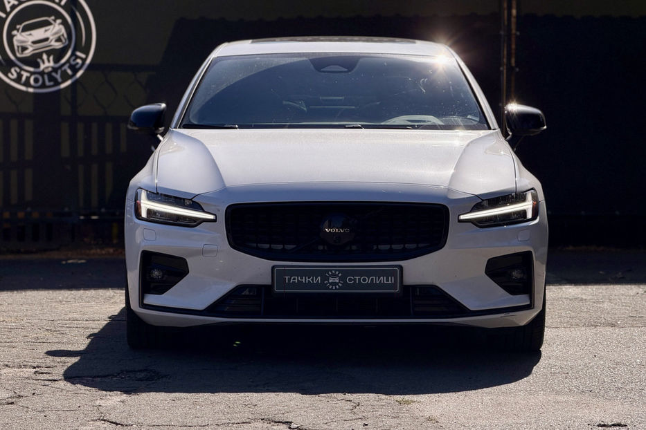 Продам Volvo S60 B5 2.0 AT (250 к.с.) MHEV   2023 года в Киеве